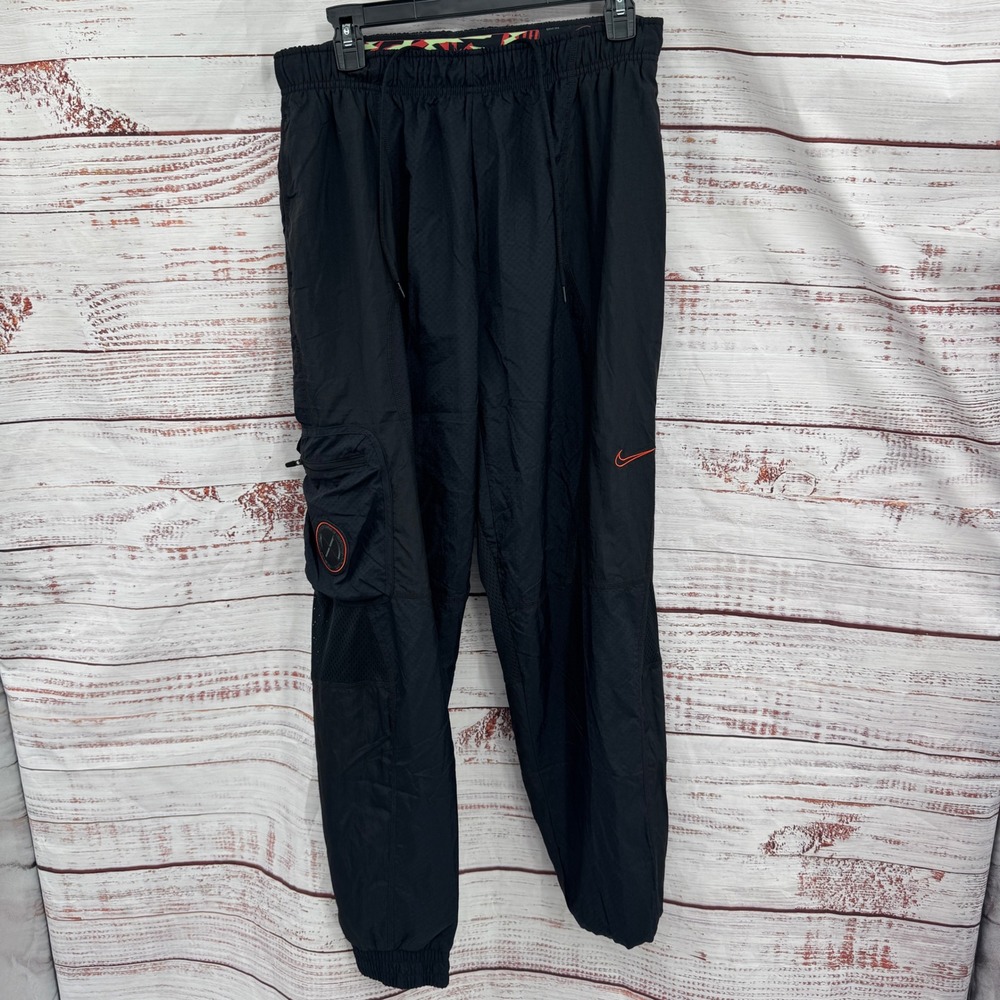 Nike Run Division Shield Cargo Pants‎ Mens Medium Reflective Running Joggers